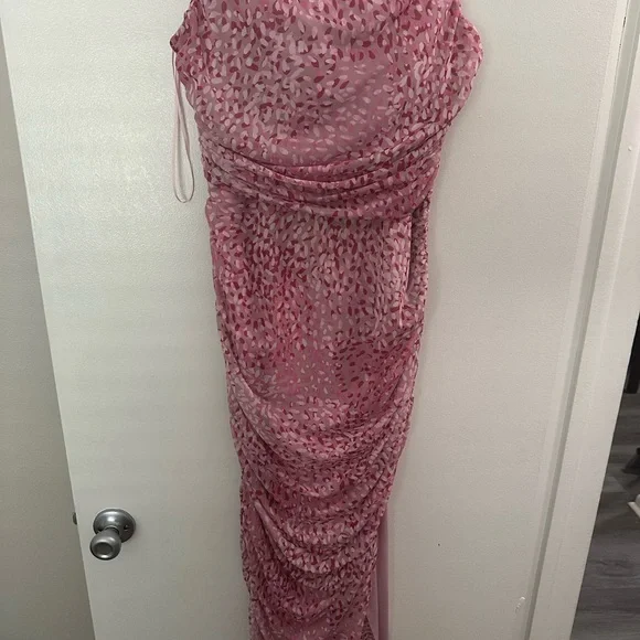 Express Pink Midi Dress with Spaghetti Straps - Picture 5 of 5